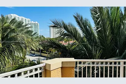 3001 NE 185th St #431, Aventura, FL 33180 - Photo 5