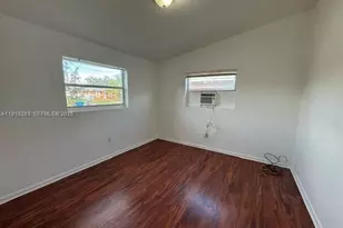 4630 SW 18th St, West Park, FL 33023 - Photo 11
