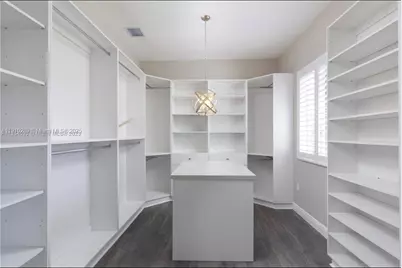 9341 SW 174th St, Palmetto Bay, FL 33157 - Photo 13