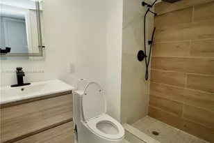 2551 Aragon Blvd, Sunrise, FL 33322 - Photo 7