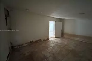 10441 SW 48th St, Miami, FL 33165 - Photo 27