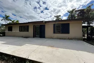 10441 SW 48th St, Miami, FL 33165 - Photo 7