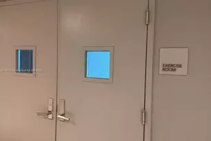 5025 Collins Ave, Miami Beach, FL 33140 - Photo 29