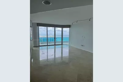 5025 Collins Ave #1602, Miami Beach, FL 33140 - Photo 1