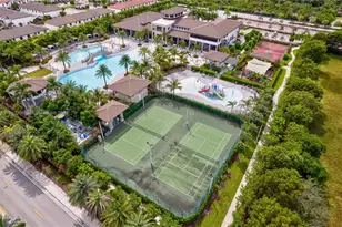 8825 NW 100th Pl, Doral, FL 33178 - Photo 43