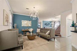 8825 NW 100th Pl, Doral, FL 33178 - Photo 5