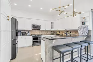 15697 NW 12th Pl, Pembroke Pines, FL 33028 - Photo 29