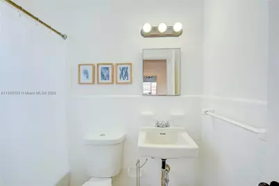 855 SW 7th St, Miami, FL 33130 - Photo 41