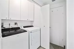 20281 E Country Club Dr, Aventura, FL 33180 - Photo 31