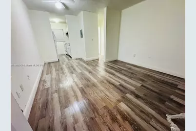932 NW 5th St, Miami, FL 33128 - Photo 11