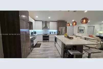 2908 N 36th Ave, Hollywood, FL 33021 - Photo 17