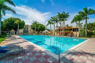 9320 Fountainebleau Blvd, Miami, FL 33172 - Photo 27