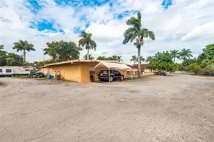 18890 SW 184th St, Miami, FL 33187 - Photo 37