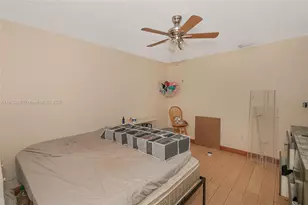 18890 SW 184th St, Miami, FL 33187 - Photo 31