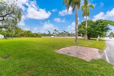 13600 SW 107th Ave, Miami, FL 33176 - Photo 15