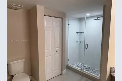 17150 N Bay Rd #2102, Sunny Isles Beach, FL 33160 - Photo 13