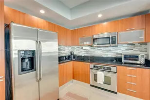 231 Riverside Dr, Daytona, FL 32117 - Photo 11