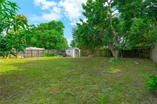 1240 NW 124th St, North Miami, FL 33167 - Photo 17