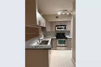 17150 N Bay Rd #2102, Sunny Isles Beach, FL 33160 - Photo 5