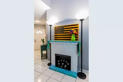 1327 Seagrape Cir, Weston, FL 33326 - Photo 17