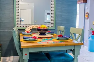 1327 Seagrape Cir, Weston, FL 33326 - Photo 15