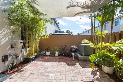 5752 NW 112th Ct, Doral, FL 33178 - Photo 27
