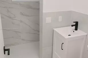 9313 NW 24th Pl, Pembroke Pines, FL 33024 - Photo 17