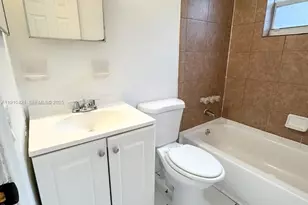 2840 NW 15th Ct, Fort Lauderdale, FL 33311 - Photo 7