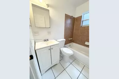 2840 NW 15th Ct #2, Fort Lauderdale, FL 33311 - Photo 7