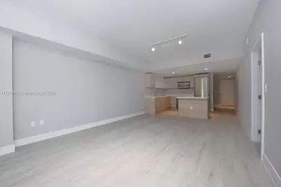 16385 Biscayne Blvd #1219, North Miami Beach, FL 33160 - Photo 5