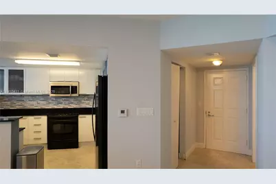 16699 Collins Ave #601, Sunny Isles Beach, FL 33160 - Photo 23