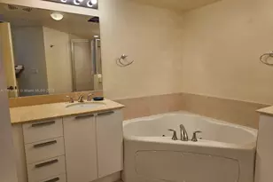 16699 Collins Ave, Sunny Isles Beach, FL 33160 - Photo 17