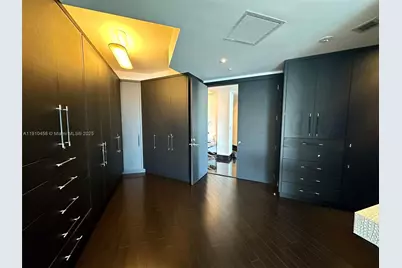 [Address not provided], Miami, FL 33131 - Photo 5