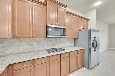 9051 Edgewater Bnd #9051, Parkland, FL 33076 - Photo 11