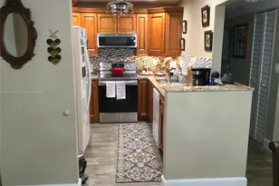 8220 SW 24th St, North Lauderdale, FL 33068 - Photo 21