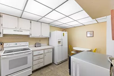 1087 Forest Lakes Drive #309, Naples, FL 34105 - Photo 17