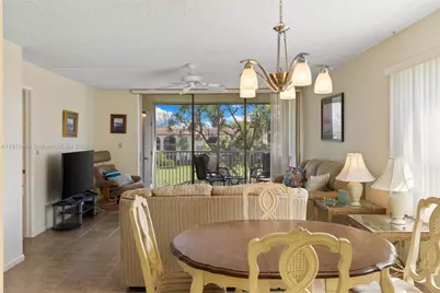 1087 Forest Lakes Drive #309, Naples, FL 34105 - Photo 15