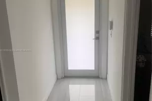 321 SW 76th Terrace, North Lauderdale, FL 33068 - Photo 5