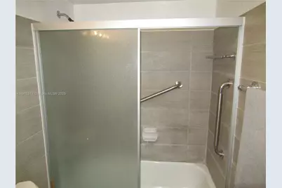 581 Blue Heron Dr #309-B, Hallandale Beach, FL 33009 - Photo 27