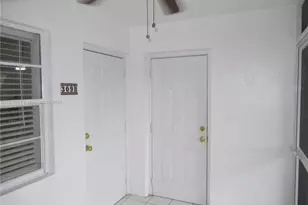 581 Blue Heron Dr, Hallandale Beach, FL 33009 - Photo 11