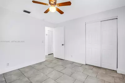 1296 W 36th St, Riviera Beach, FL 33404 - Photo 13