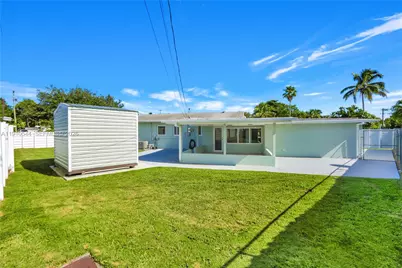 9851 Jamaica Dr, Cutler Bay, FL 33189 - Photo 29