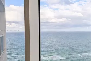 18001 Collins Ave, Sunny Isles Beach, FL 33160 - Photo 9