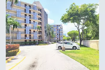 3101 N Country Club Dr #101, Aventura, FL 33180 - Photo 29