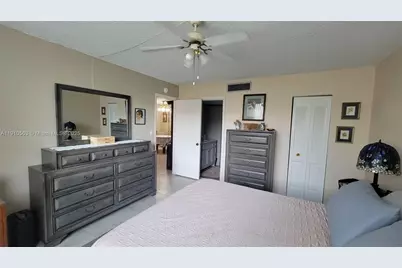 5851 NW 62nd Ave #202, Tamarac, FL 33319 - Photo 9