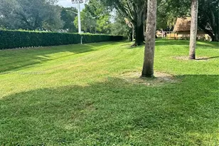 9156 SW 23rd St, Davie, FL 33324 - Photo 3