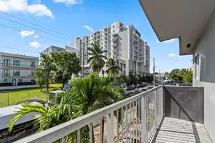 300 NW 7th Ave, Miami, FL 33128 - Photo 9