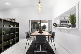 6417 W Pinehurst Cir W, Tamarac, FL 33321 - Photo 13