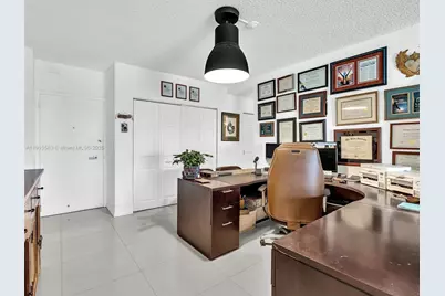 300 Bayview Dr #902, Sunny Isles Beach, FL 33160 - Photo 17