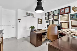 300 Bayview Dr, Sunny Isles Beach, FL 33160 - Photo 17